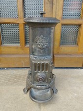 Poêle Godin N°4120 restauré datant de 1937 calorifère hygiénique feu visible