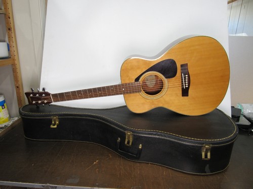Yamaha 331 acoustic - -,