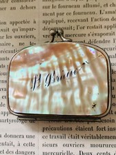 PORTE MONNAIE ANCIEN EN NACRE