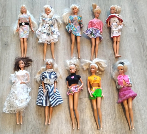 Lot poupée barbie - ,