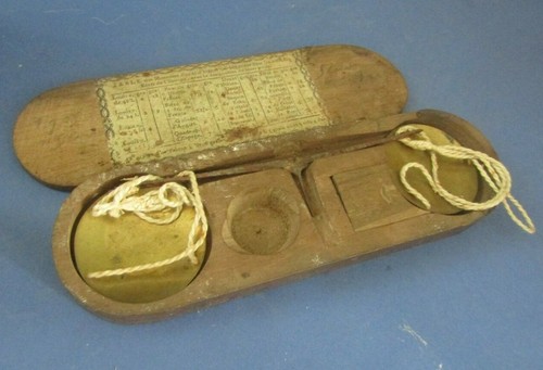 Ancienne petite balance - ancienne,