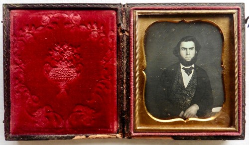Daguerreotype portrait - daguerreotype,