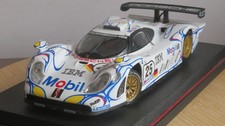 Miniature Porsche 911 GT1 le mans 1998 1/18 Maisto
