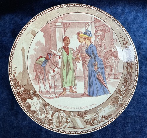 Assiette commémorative - , de
