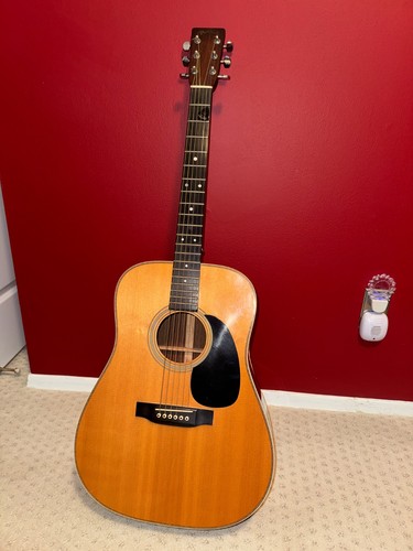 Martin 6 string - ,