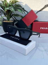 Lunettes de soleil Prada