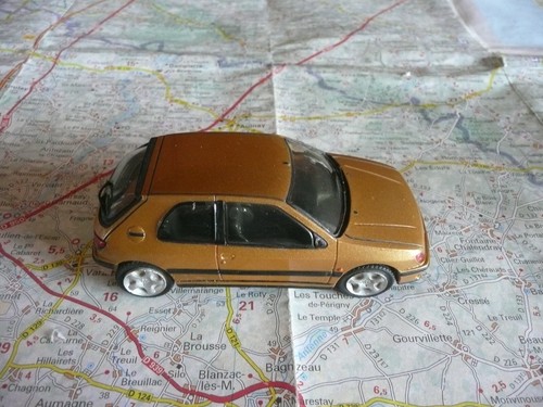 Peugeot 306 ancienne - s,