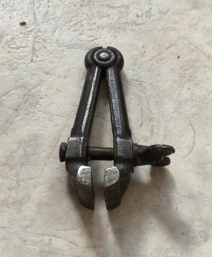 Ancien étau ser - ancien, de