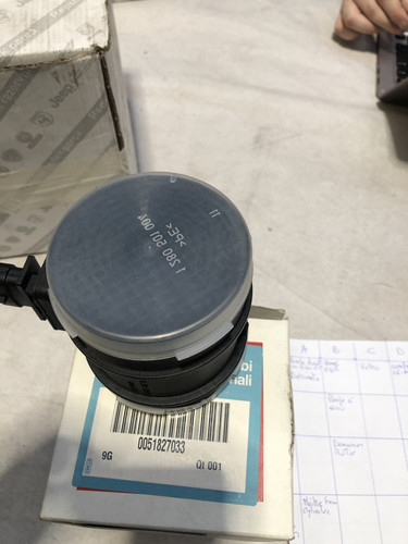 51827033 debimetre alfa roméo - 51827033-debimetre-alfa,