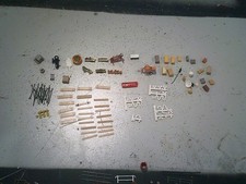 lot de pett matériel ech HOtables bancs pot de fleurs betonniere, lot de caisse