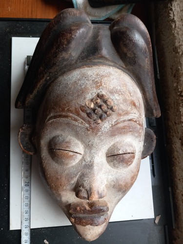 Ancien masque africain - , punu