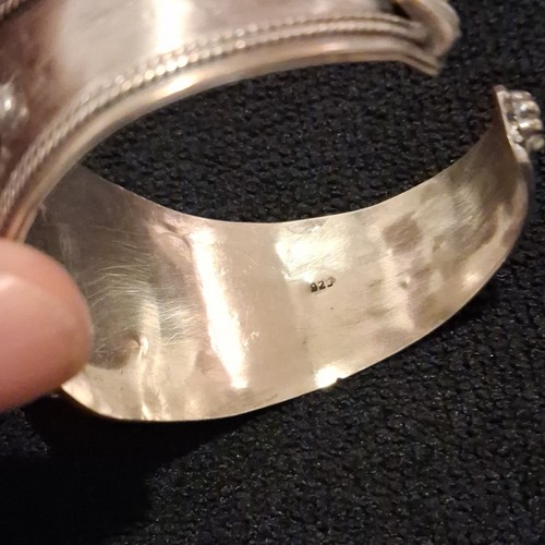 Bracelet manchette jonc - , en