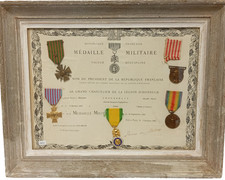 09/25 (CBR351) Document diplôme avec médailles guerre 14/18 FRENCH MEDAL