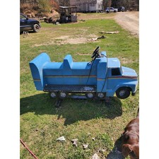 Semi Truck 18 Wheeler Coin