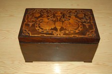 Coffret ancien en bois