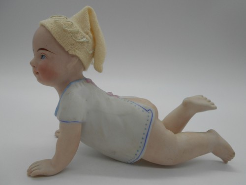 Figurine en biscuit - en,
