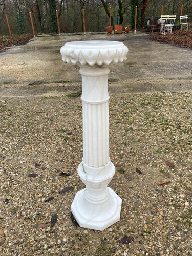 Colonne sellette en pierre - en,