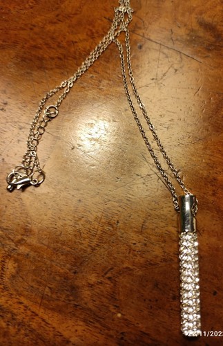 Collier avec pendentif type