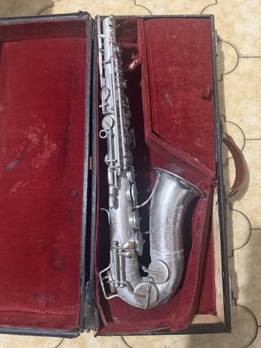 Saxophone ancien - saxophone,