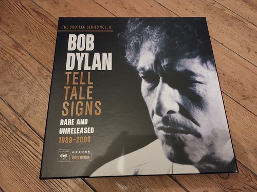 Bob dylan tell - tell, signs