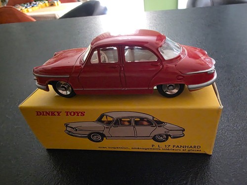 Dinky toys atlas - toys, panhard