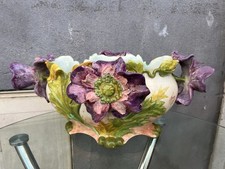 EXTRAORDINAIRE Jardinière en barbotine, (Delphin Massier Vallauris)