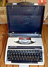 Machine à écrire Silver-Reed