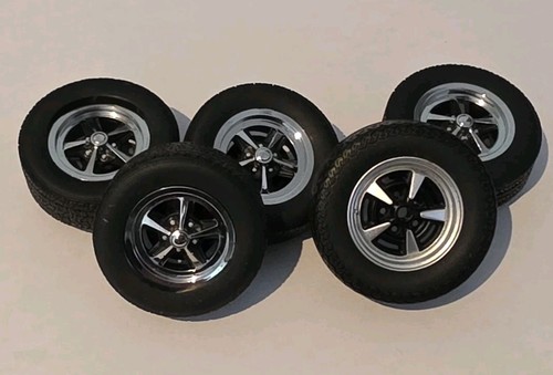 Biante holden torana 5 - 1:18,