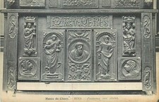 75 PARIS CLUNY MUSEUM WOOD PANELS