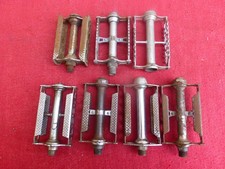 LOT DE 7 PEDALES DE VELOS