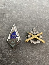 2 Anciennes Insignes Militaires Drago Paris Souvenir Soldat 