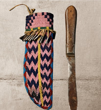 Housse de couteau indigène en