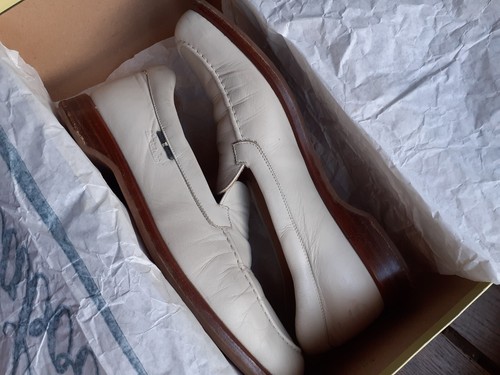 Belles chaussures paraboots - chaussures,