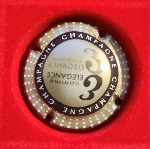 Capsule plaque muselet de - -,