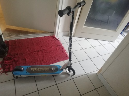 Trotinette électrique enfant