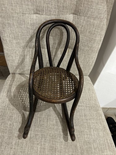 Rare jolie petite - petite, chaise