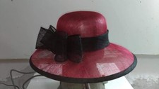 Chapeau Cérémonie Femme Bord Noir Hat Élégant Fabriqué En Italie