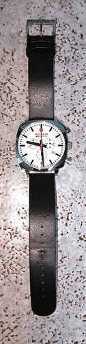 Montre mondaine grand cushion - mondaine,