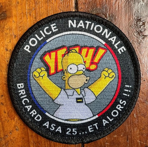 Ecusson police humoristique