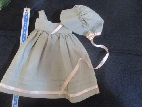 Robe bonnet pour - pour, poupee