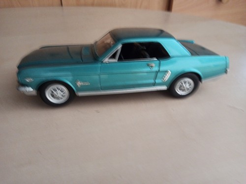 Ford mustang 2 - 1/2, coupe