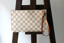 Louis Vuitton pochette