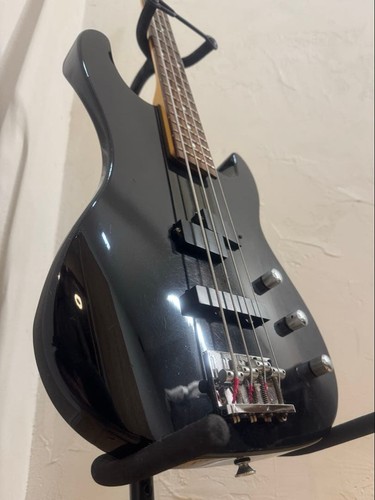 Basse électrique charvel - électrique,