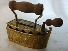  FER A REPASSER À BRAISE EN BRONZE D'ÉPOQUE 