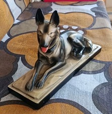 Jolie Statue d'un Chien Berger