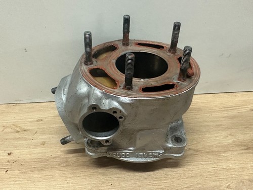 Cylindre 4fu y 1 - cylindre, y-1
