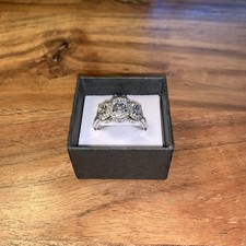 TACORI 3 Stone Zirconia Sterling Silver Engagement Style Ring Size 9