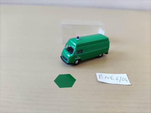 Camionnette mercedes polizei - mercedes,
