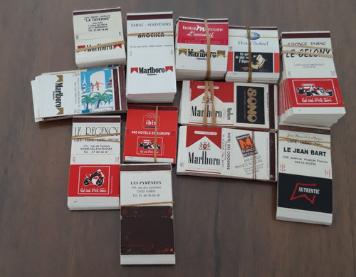 Enorme lot boîtes - enorme,