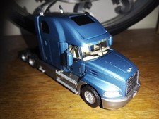 1/43 semi remorque Mack Vision
